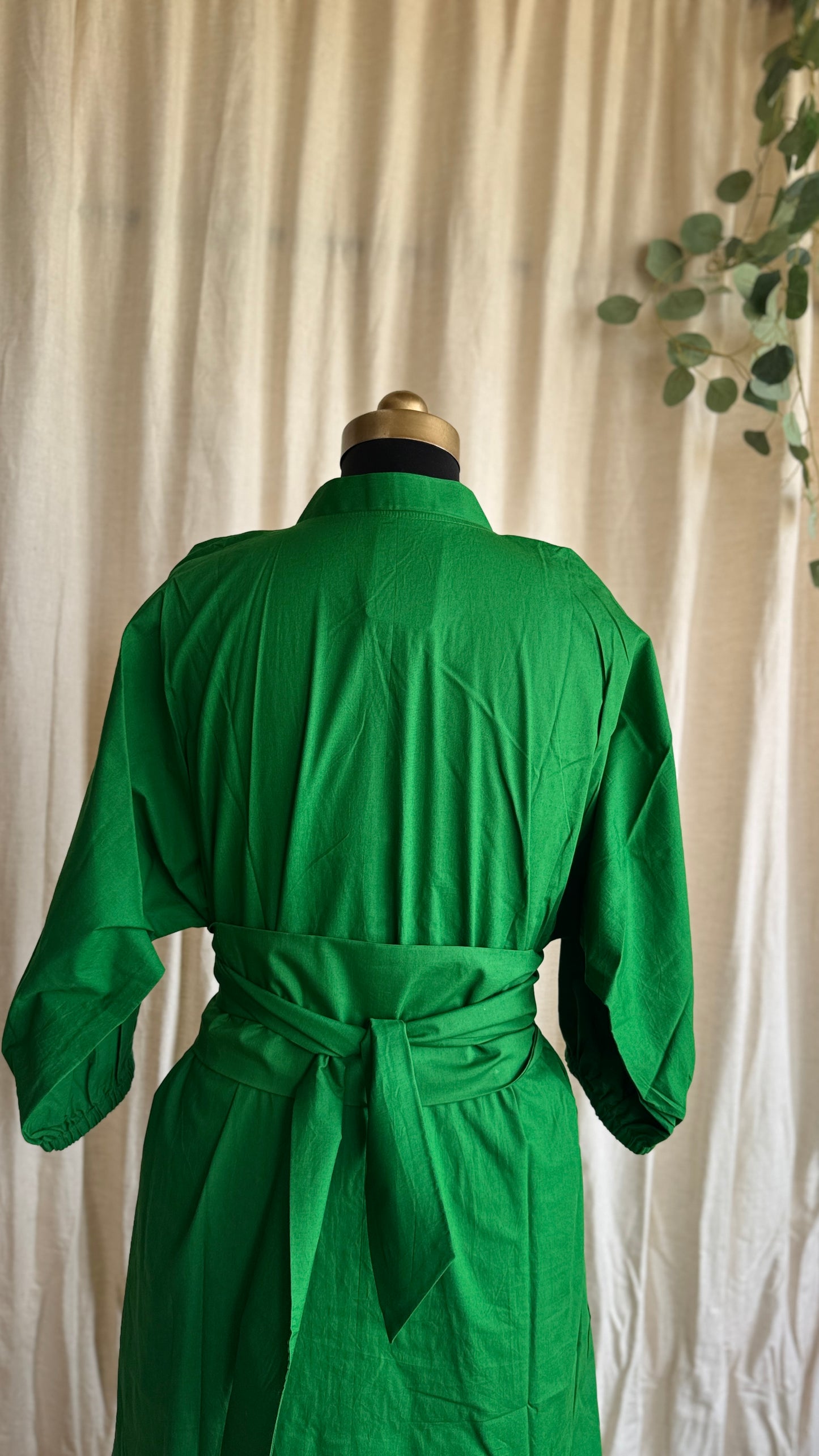 Everstyle - Green Poplin Midi Dress