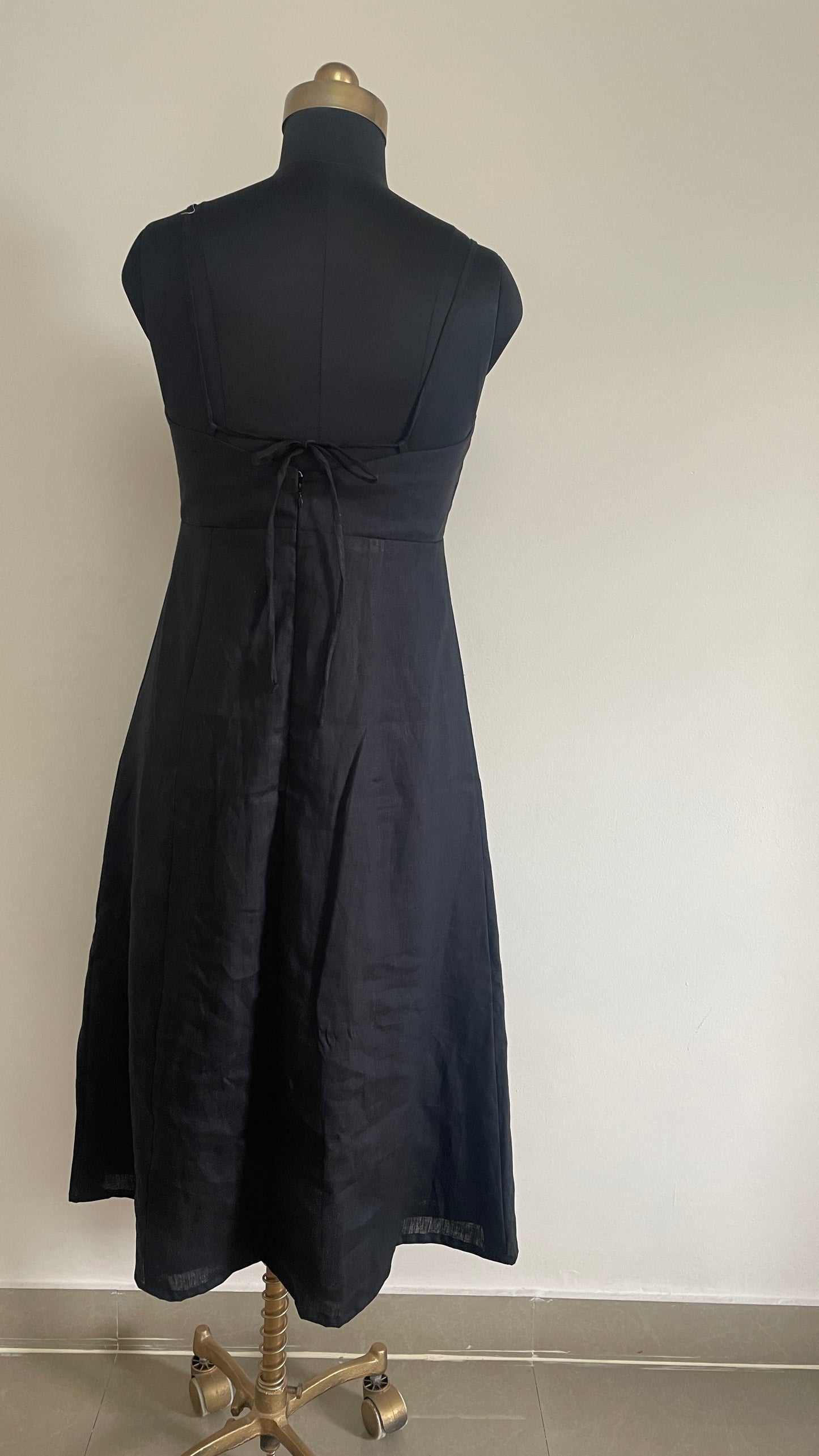 Ebony Delight - Black Linen Front Slit Dress